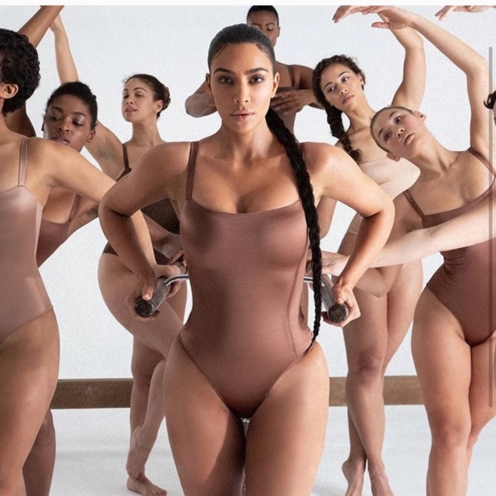 Skims bundle alert! Satin body suits + Essential